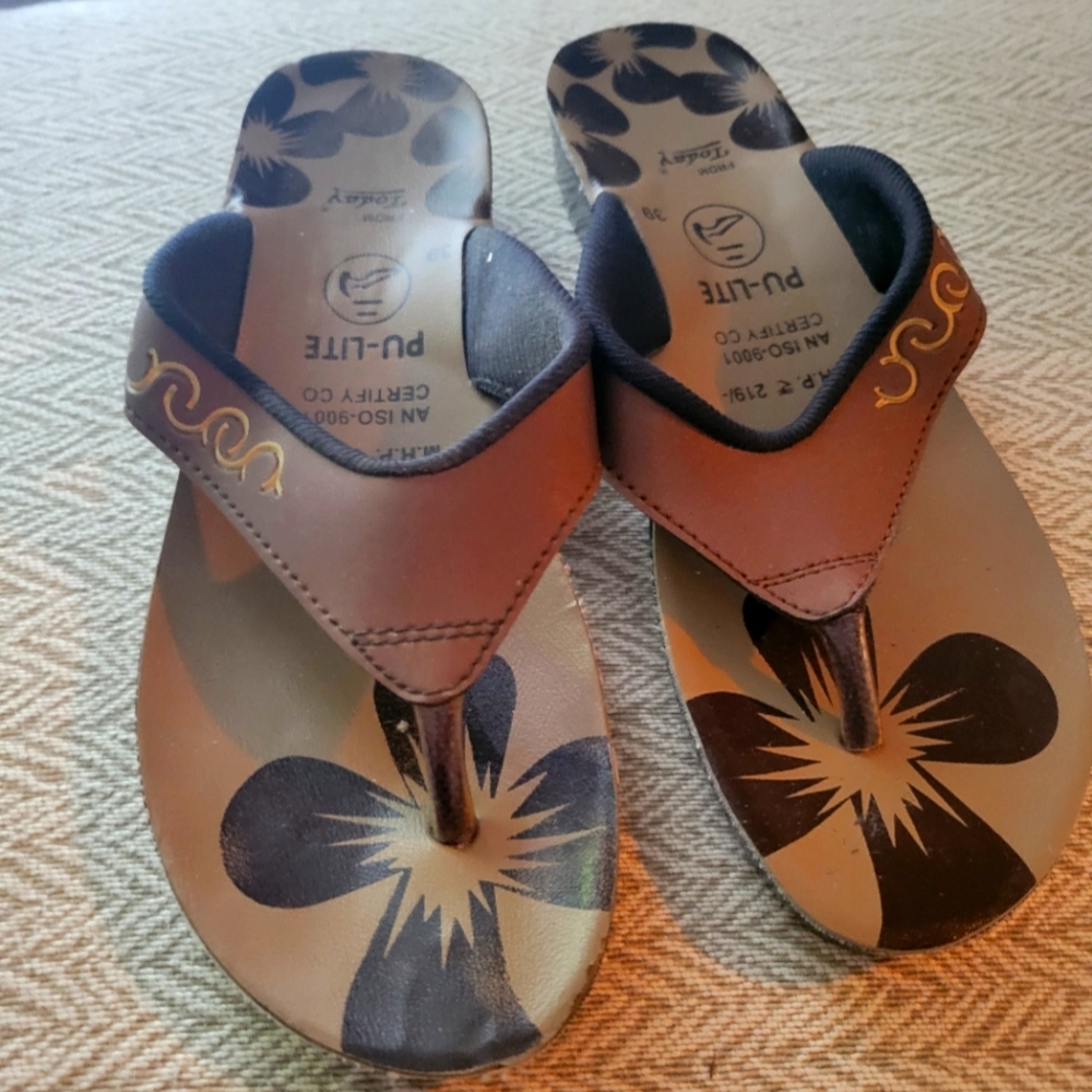 Flip flops comfort step never worn size 39/US 8